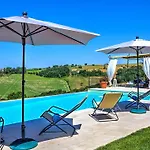 Villa Casale Dei Gelsomini 8, Emma *