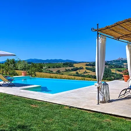 Βίλα Casale Dei Gelsomini 8, Emma Τόντι