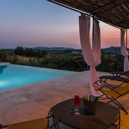 Casale Dei Gelsomini 8, Emma Villa Todi