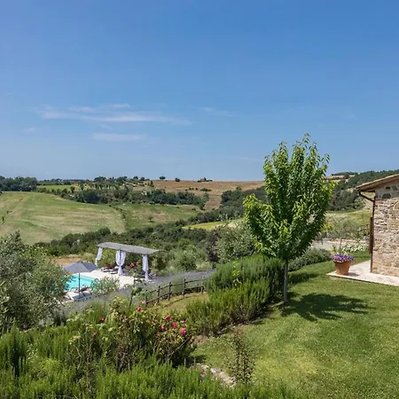 Casale Dei Gelsomini 8, Emma Villa