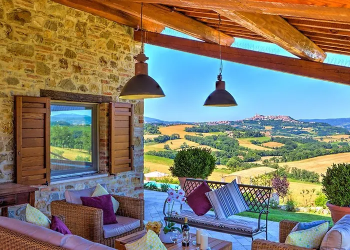 Villa Casale Dei Gelsomini 8, Emma Todi