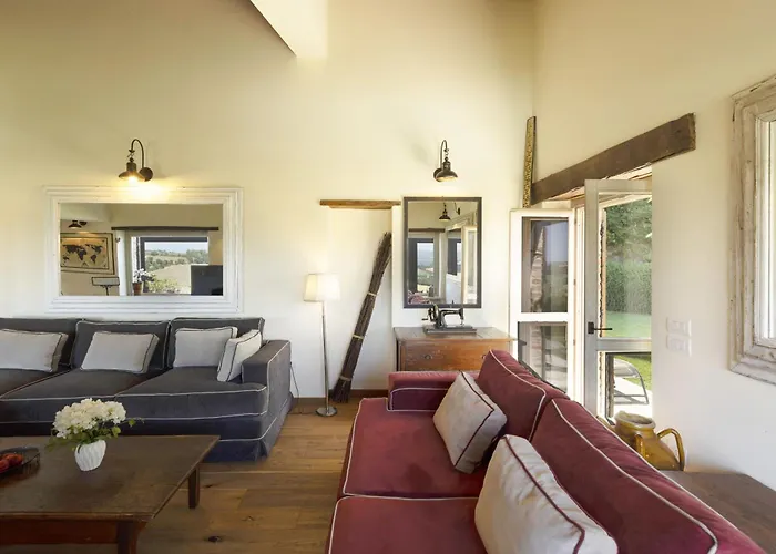 Casale Dei Gelsomini 8, Emma * Todi